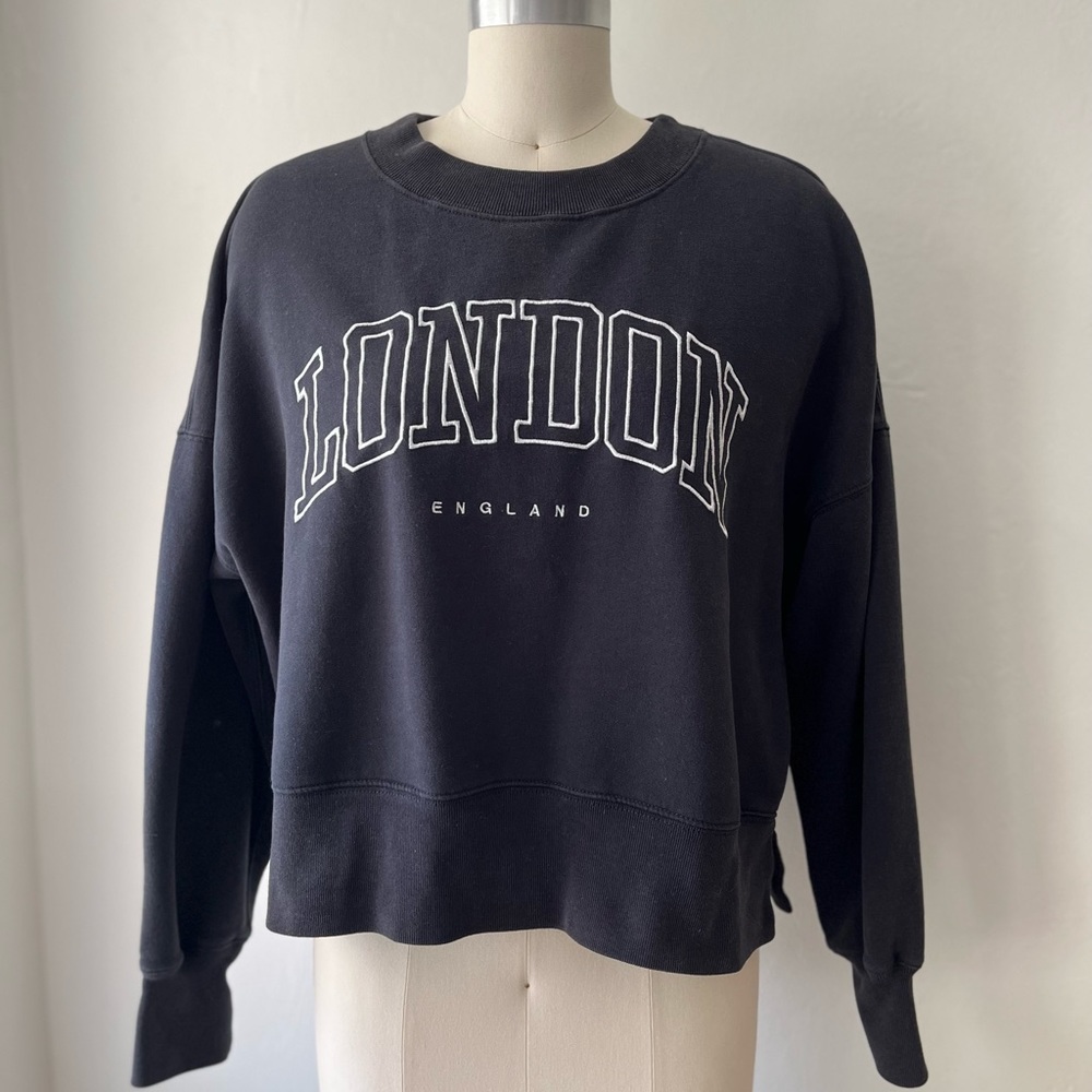 Abercrombie & Fitch Sharkbite Graphic Sweatshirt London M